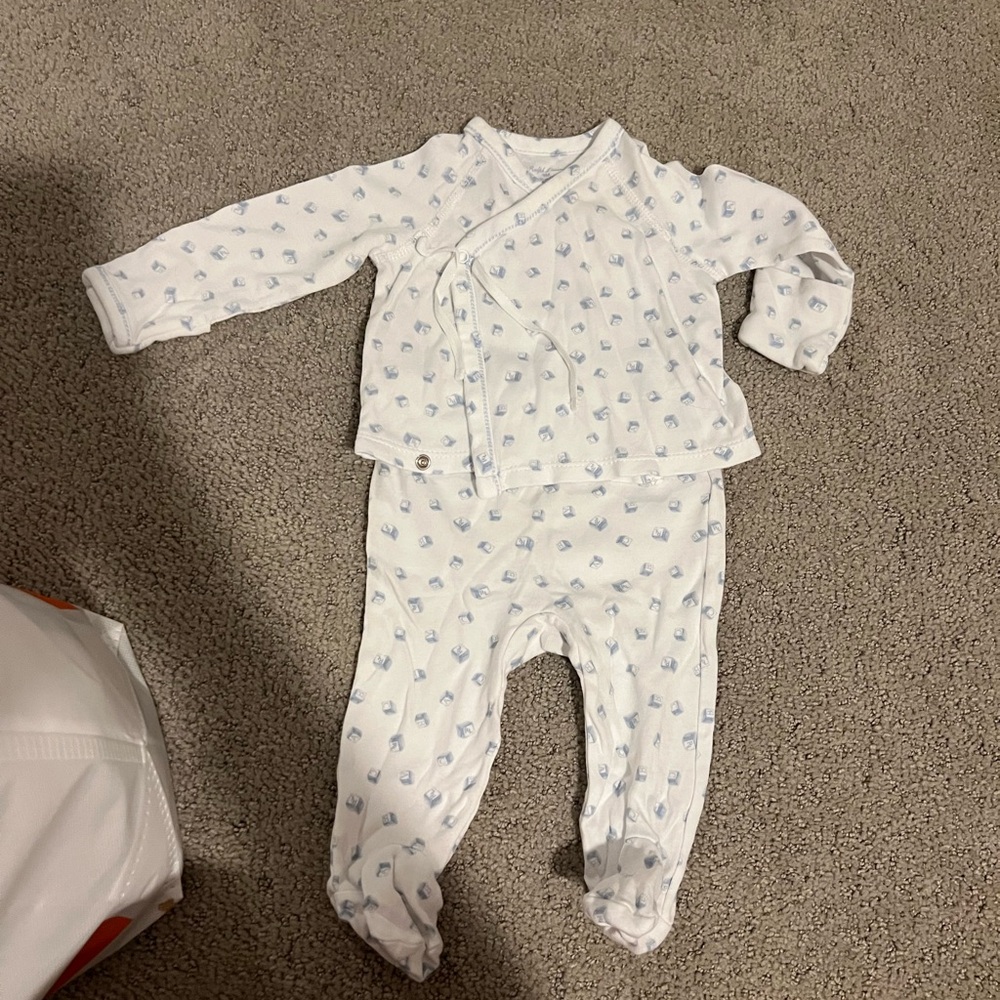 Ralph Lauren baby set, pants and top. 3 months. Blue and white.